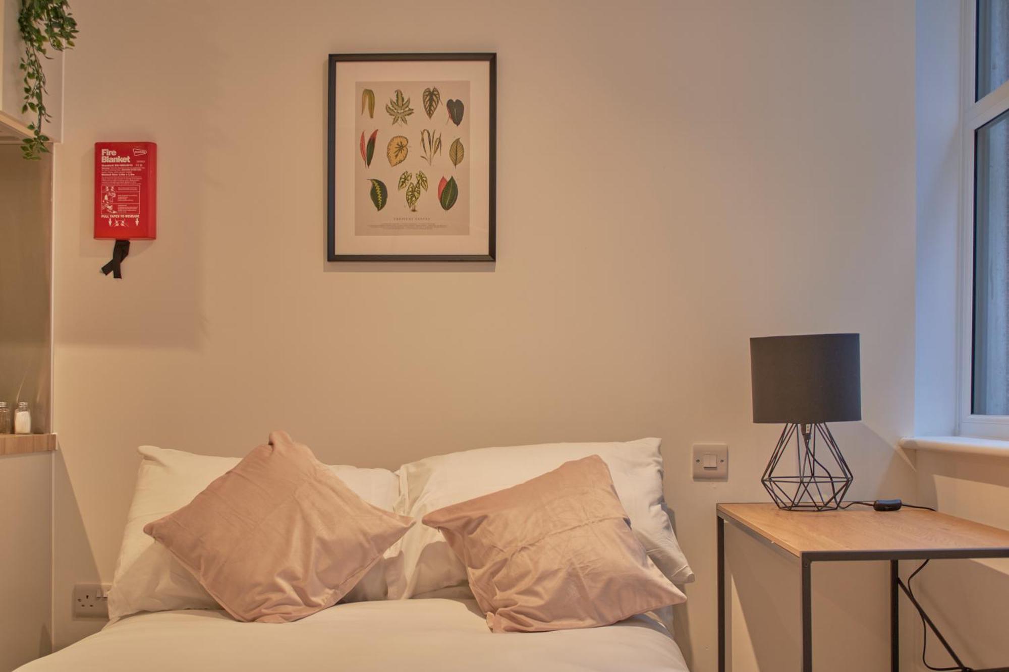 7 Redcross Street Apartment Бристол Екстериор снимка