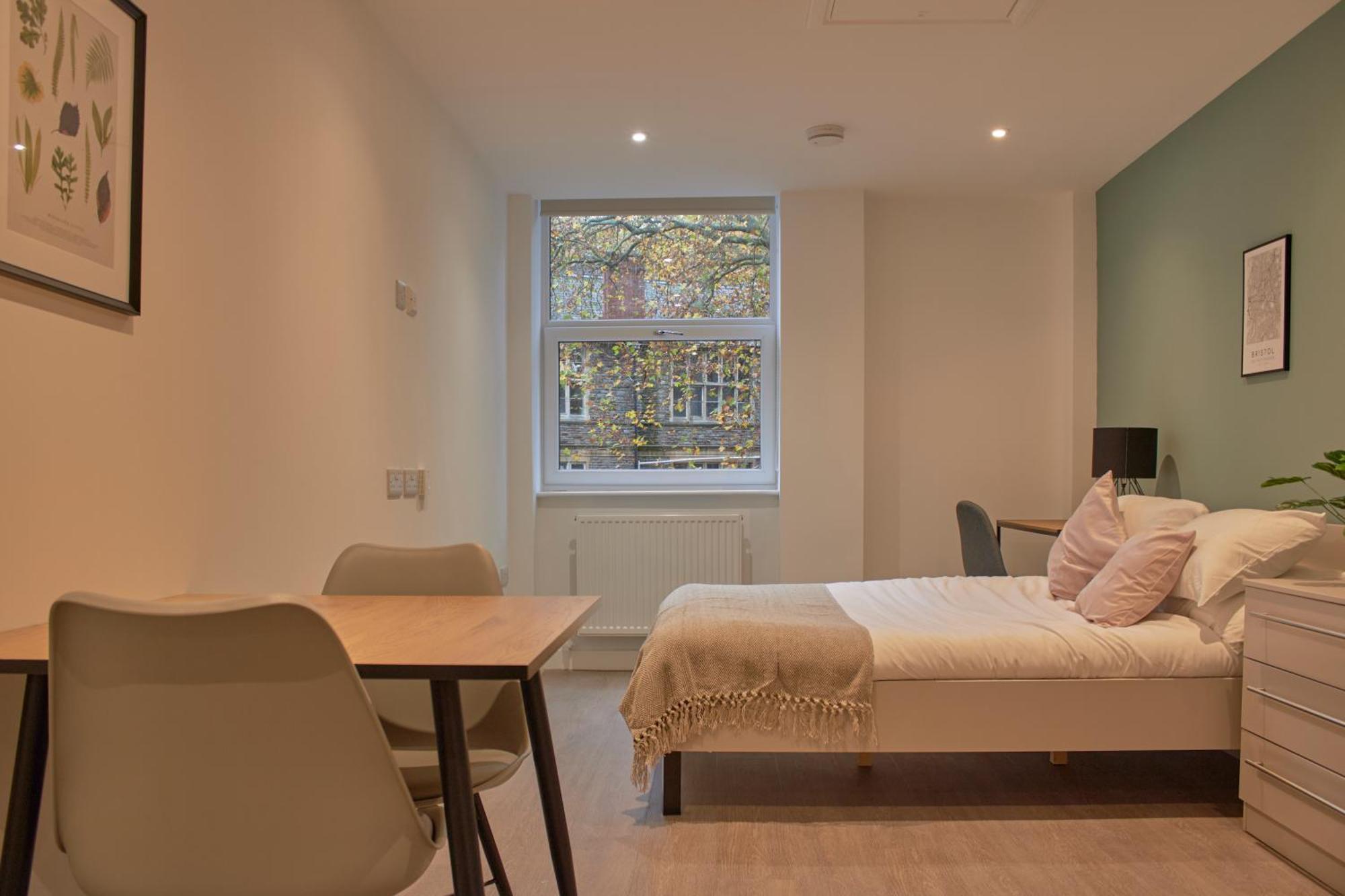 7 Redcross Street Apartment Бристол Екстериор снимка